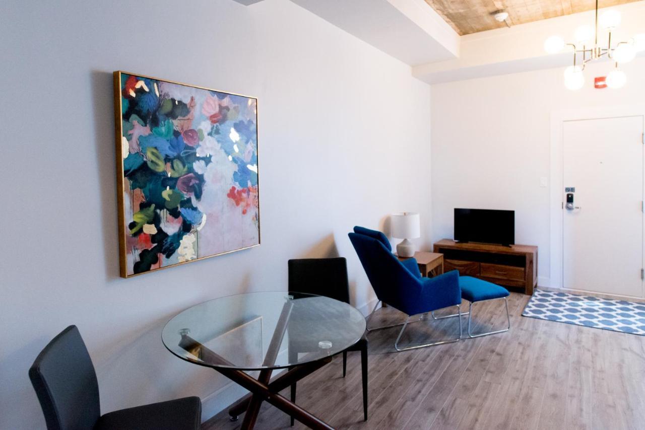 Le Central Rouyn Ngoại thất bức ảnh