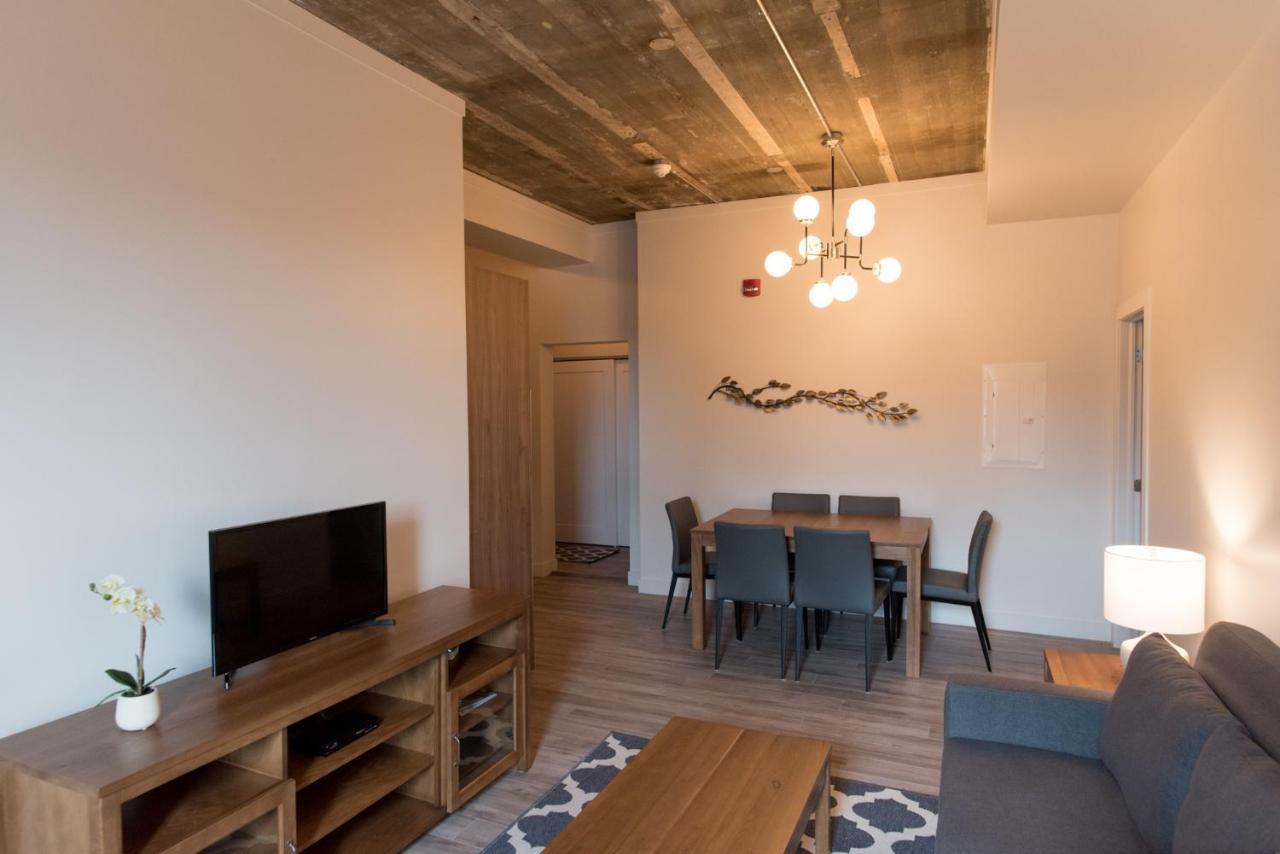Le Central Rouyn Ngoại thất bức ảnh