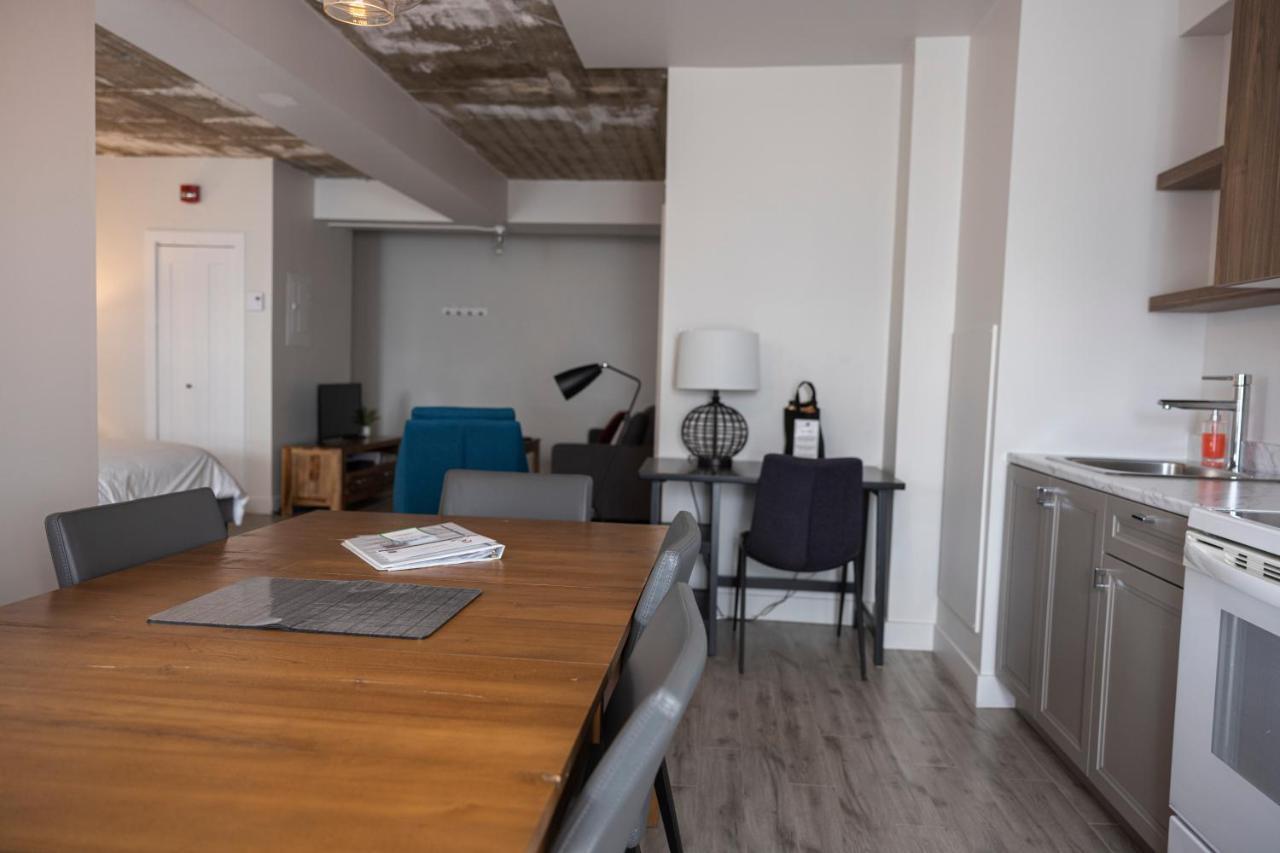 Le Central Rouyn Ngoại thất bức ảnh